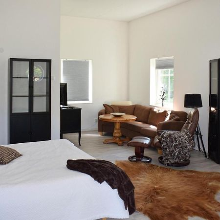 Beautiful Apartment In Lagan With House Sea View Exterior photo